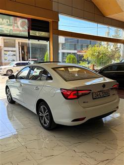 MG 5